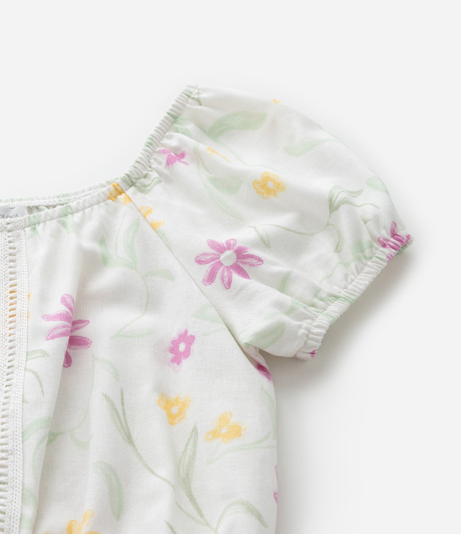 Blusa Cropped Infantil com Estampa Floral - Tam 5 a 14 Anos Branco 5