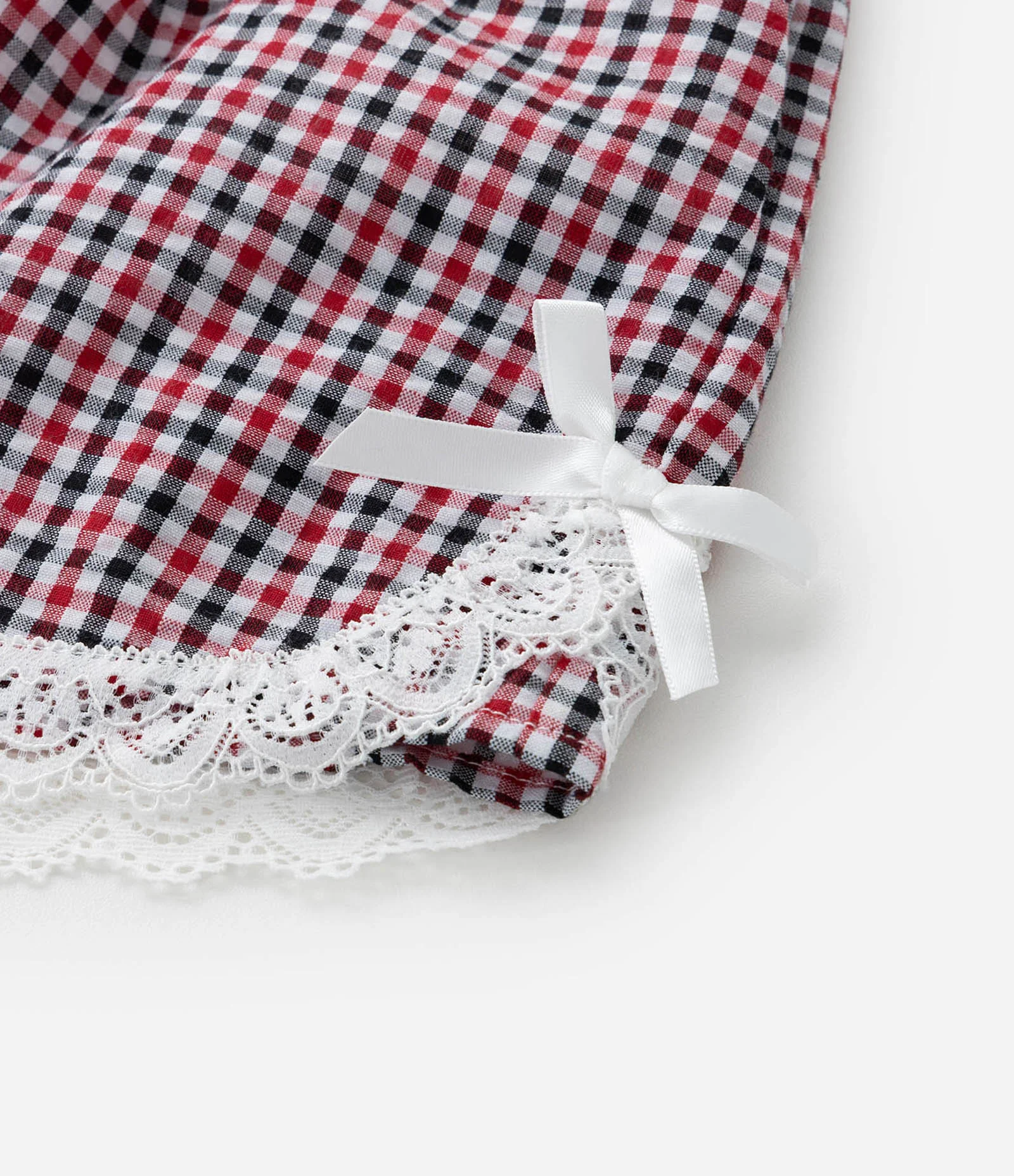 Short Inafntil com Rendinha e Estampa Xadrez - Tam 5 a 14 Anos Vermelho 6