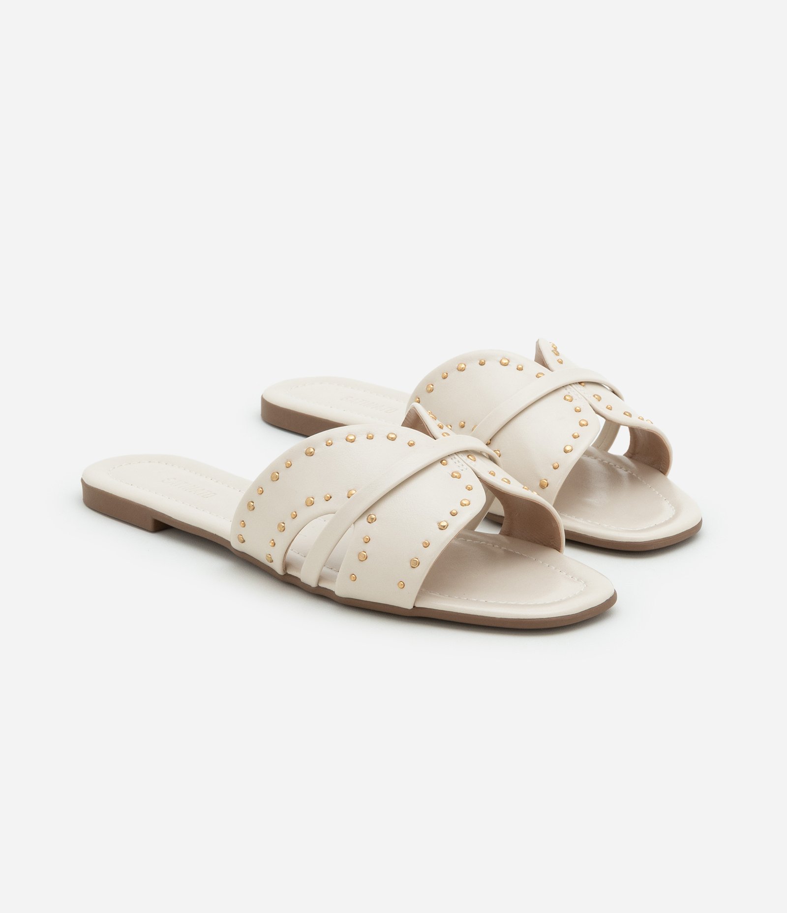 Rasteira Mule em PU com Tachinha Pequenas Off White 2
