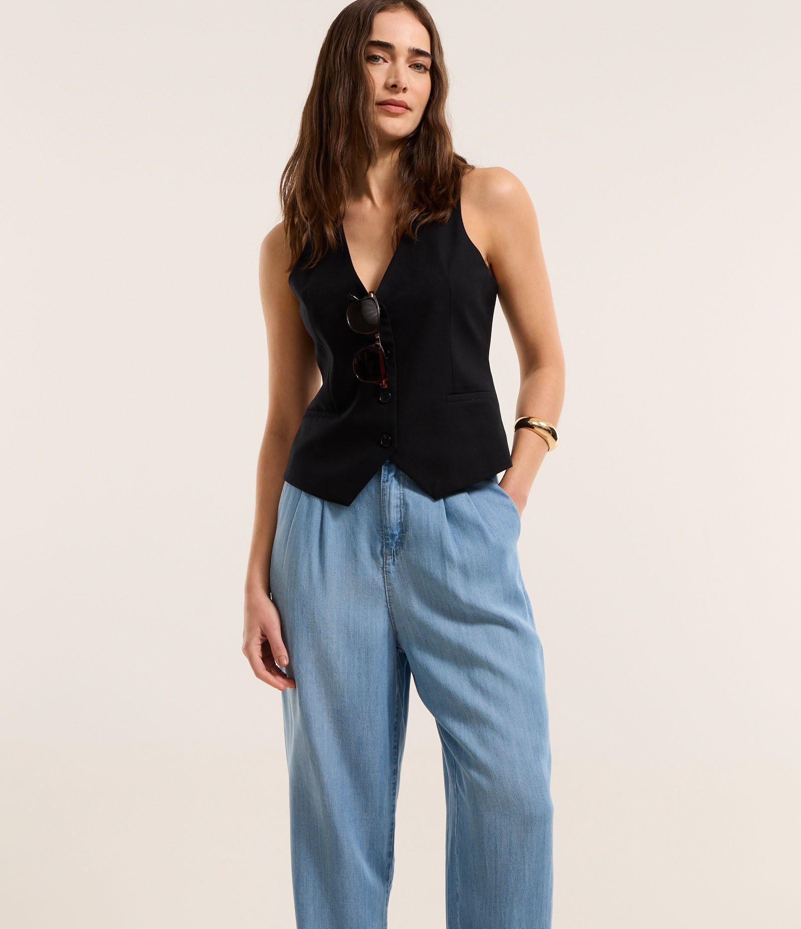 Calça Pantalona em Jeans com Pregas Azul 2