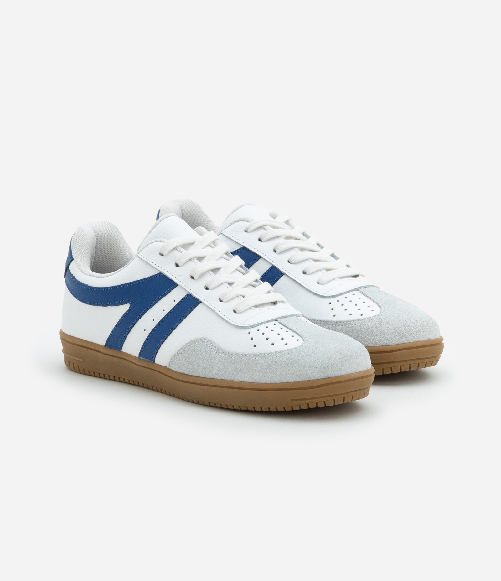 Tênis Chuteira em Couro Texturizado com Detalhes Contrastantes Branco/ Azul 2