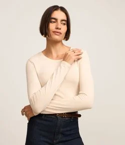 Blusa em Algodão com Gola Redonda