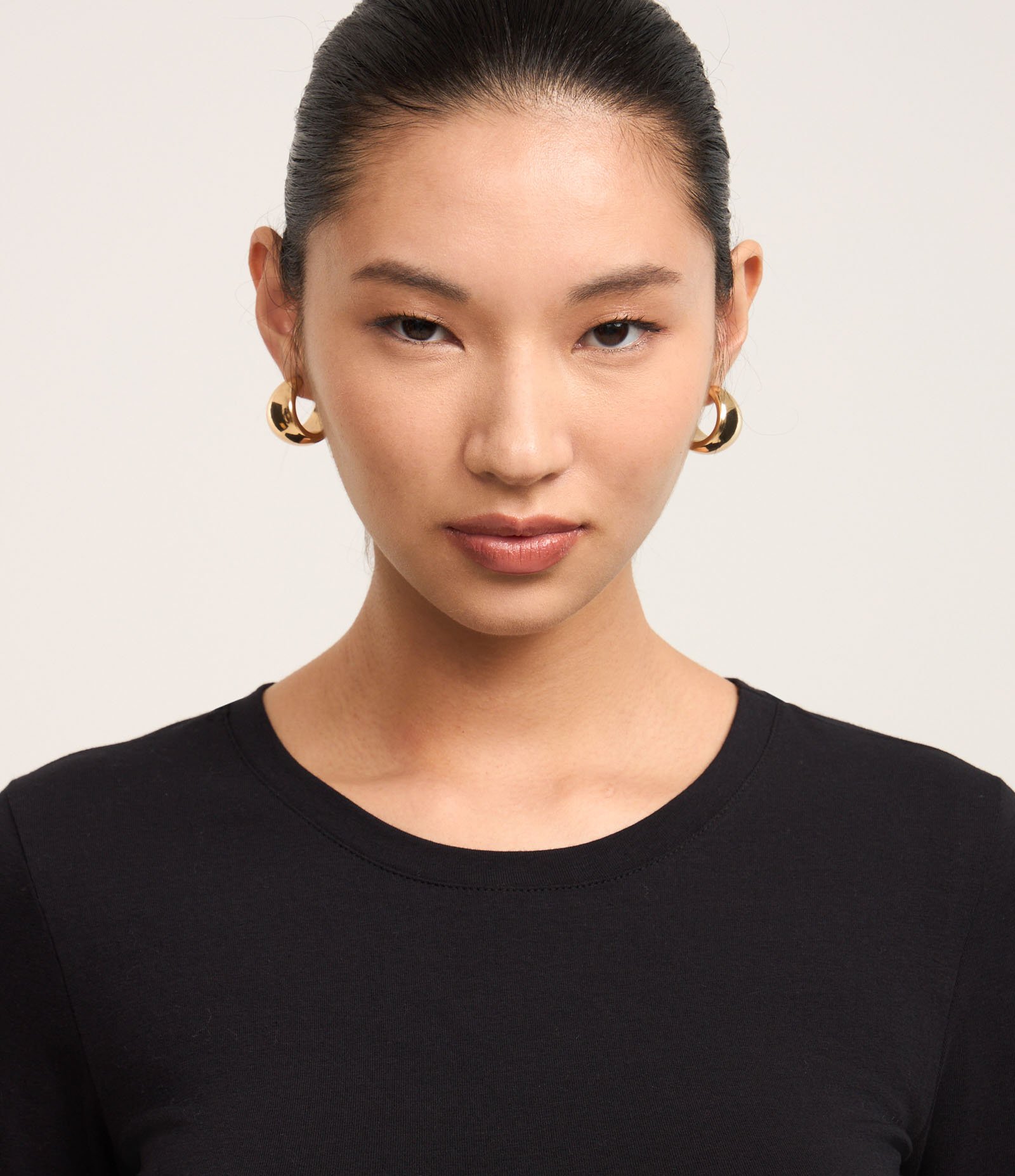 Blusa em Algodão com Gola Redonda Preto 4