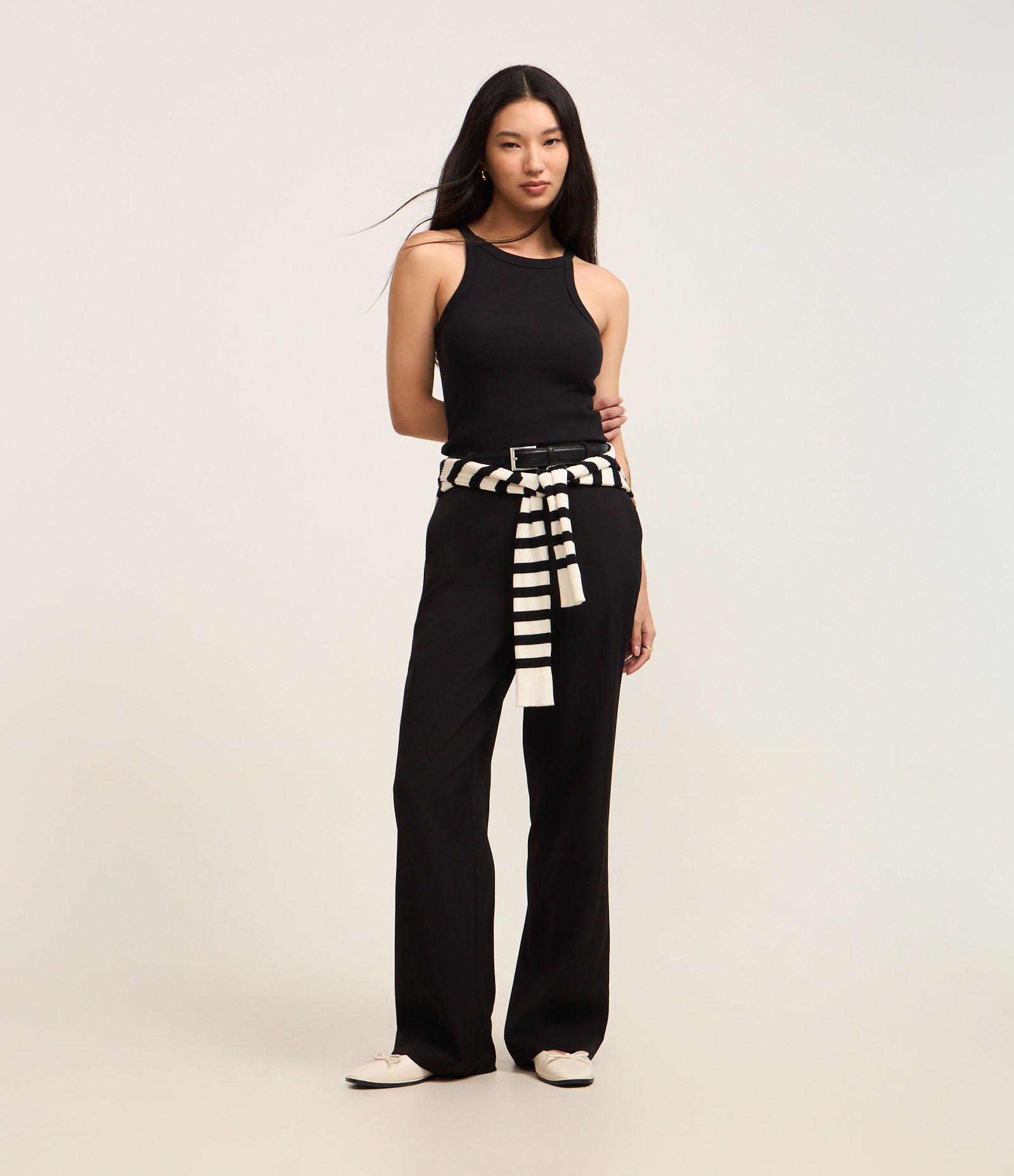 Blusa Canelada em Ribana com Gola Redonda Preto 2