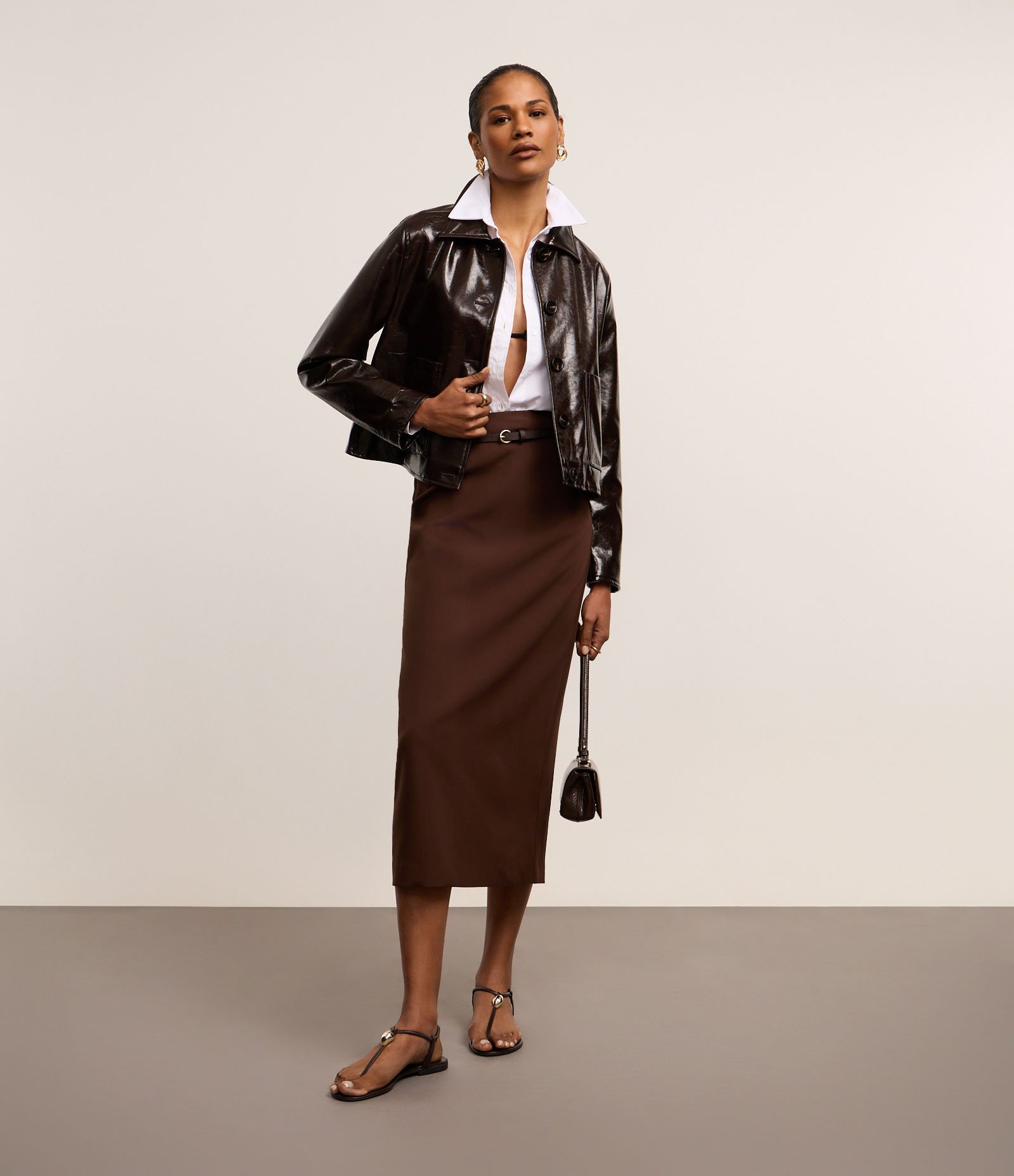 Saia Midi Alfaiatada com Cinto de Fivela Redonda e Fenda nas Costas Marrom 3