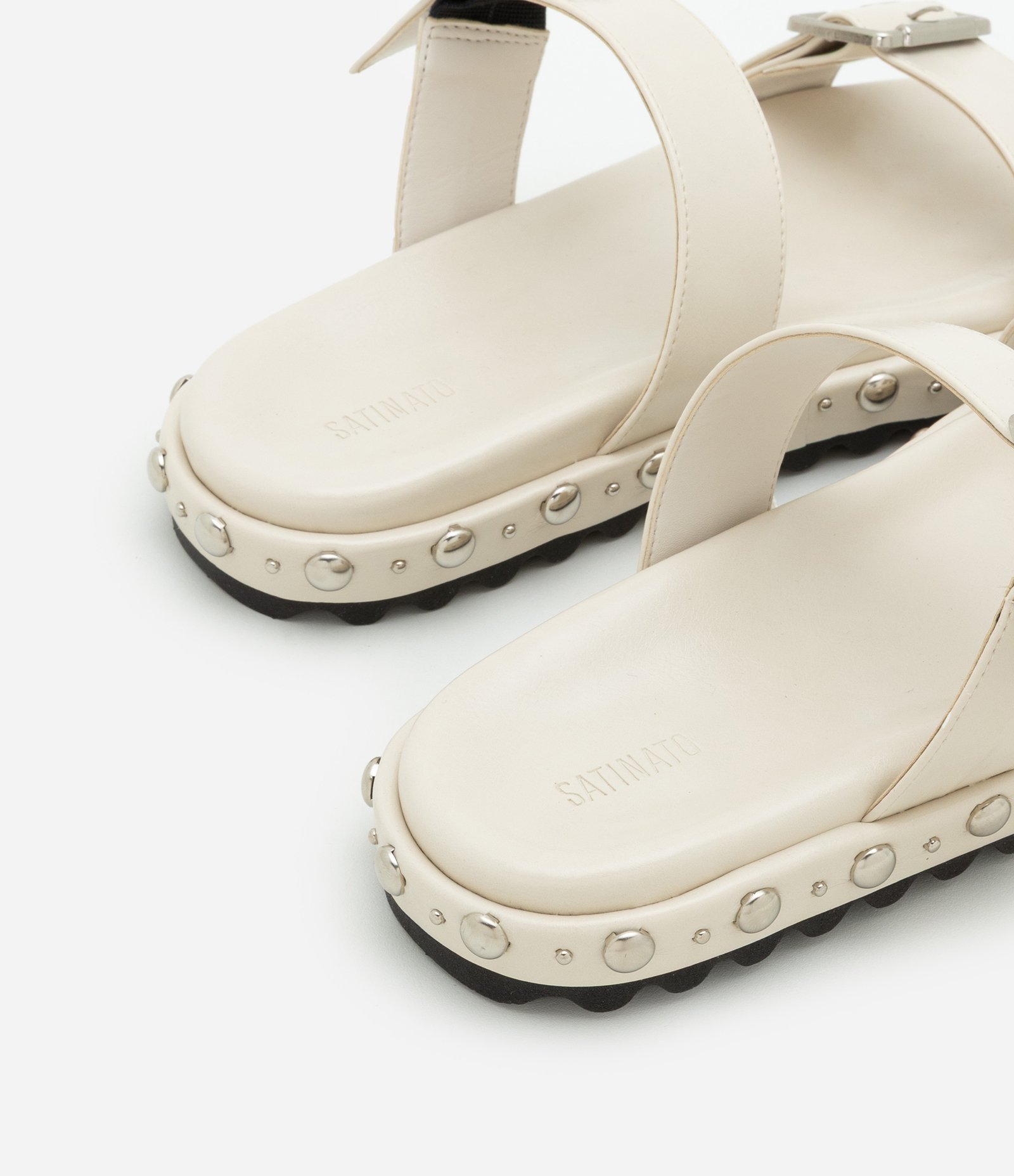 Rasteira com Fivela Dupla e Rebites na Sola Off White 3