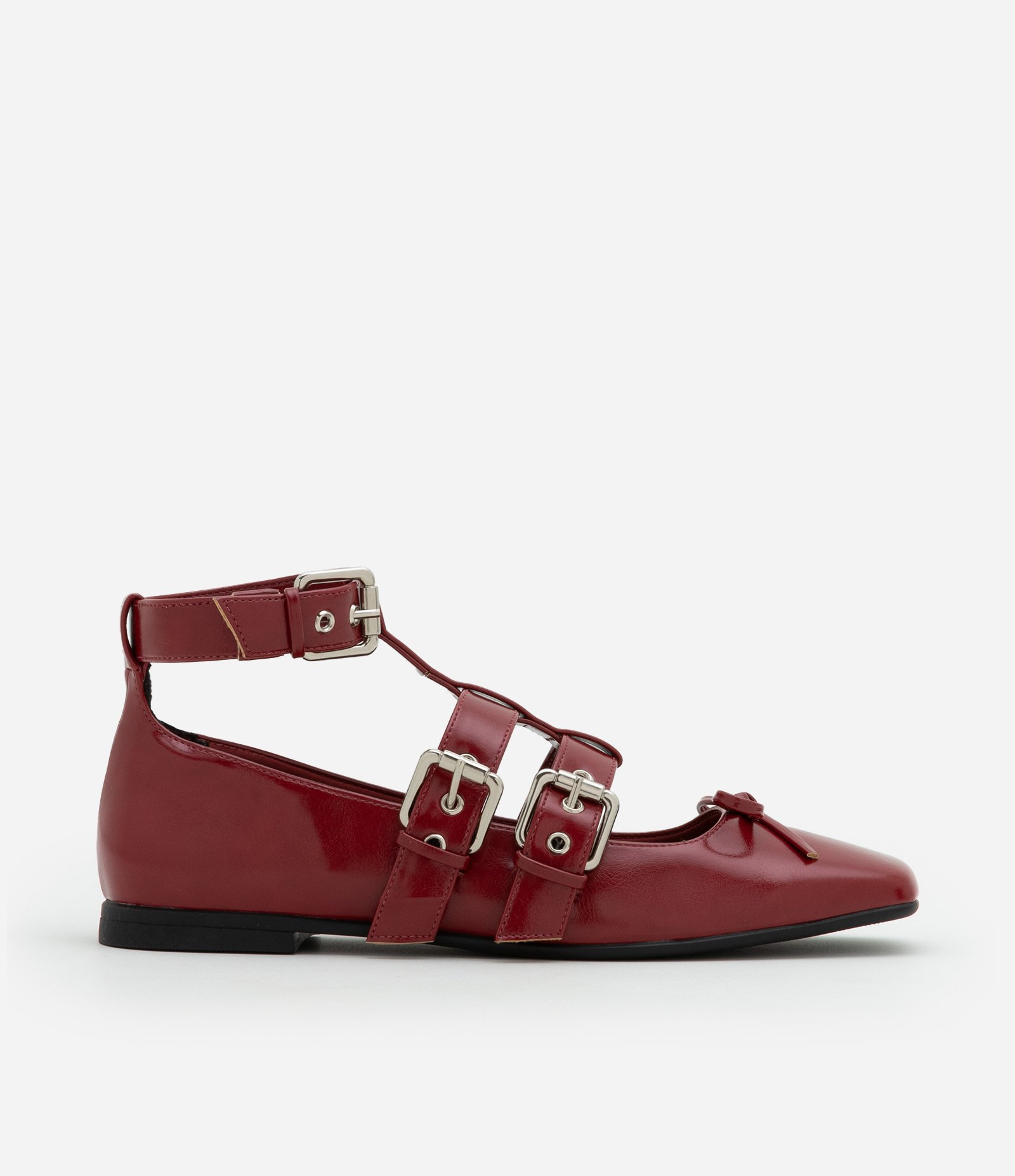 Sapatilha com Tiras Largas Lacinhos e Detalhes em Ilhós Vermelho 1