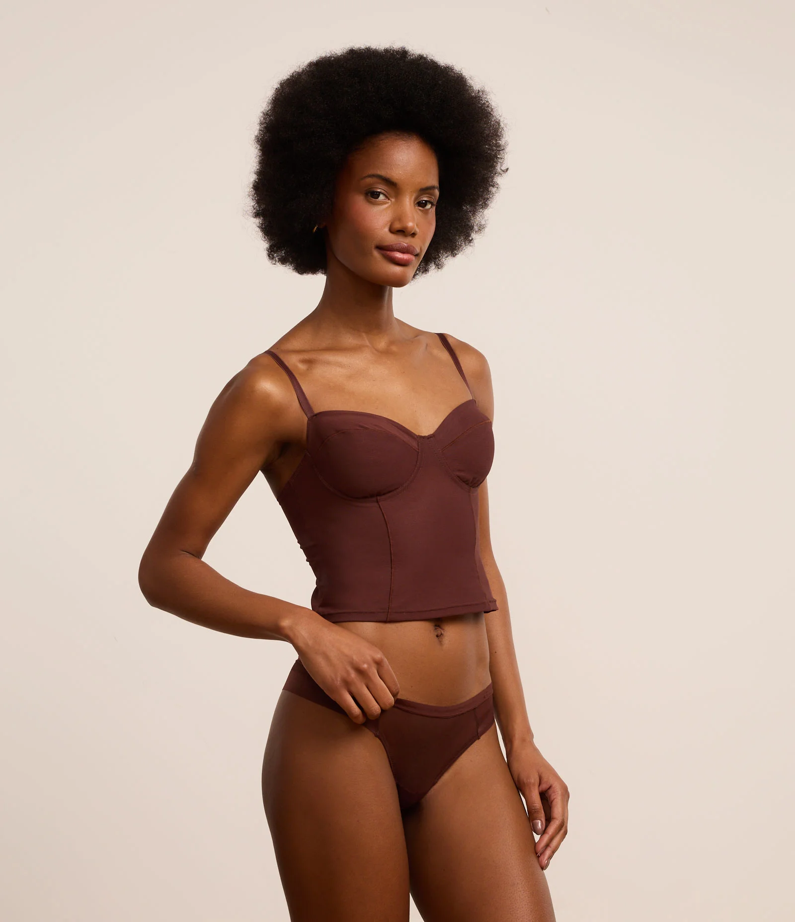 Calcinha Biquíni Fio Duplo em Tule Marrom 1