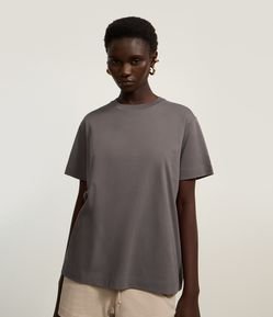 Camiseta Boxy em Algodão com Manga Curta