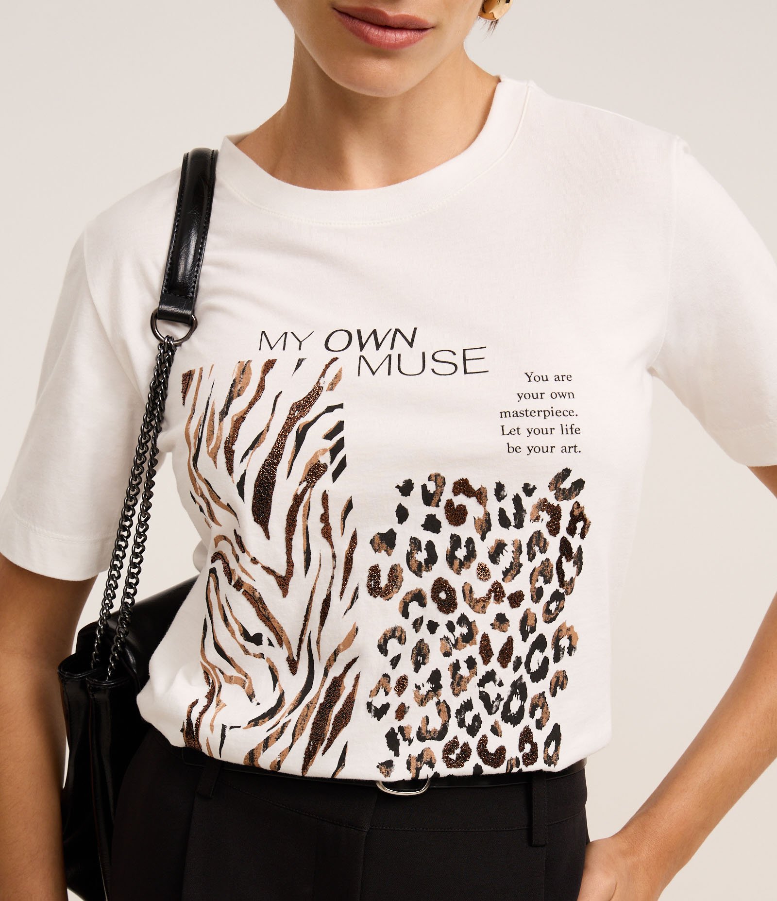 Camiseta em Algodão com Estampa Zebra e Onça Branco 1