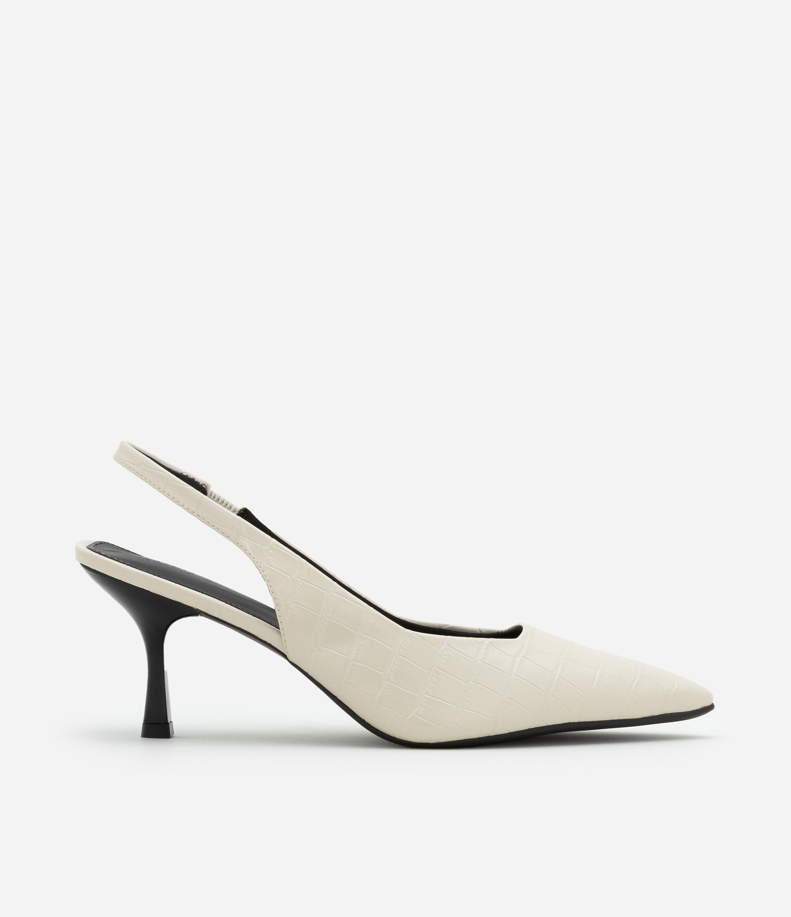 Sapato Scarpin Slingback em PU com Bico e Salto Finos Off White 1