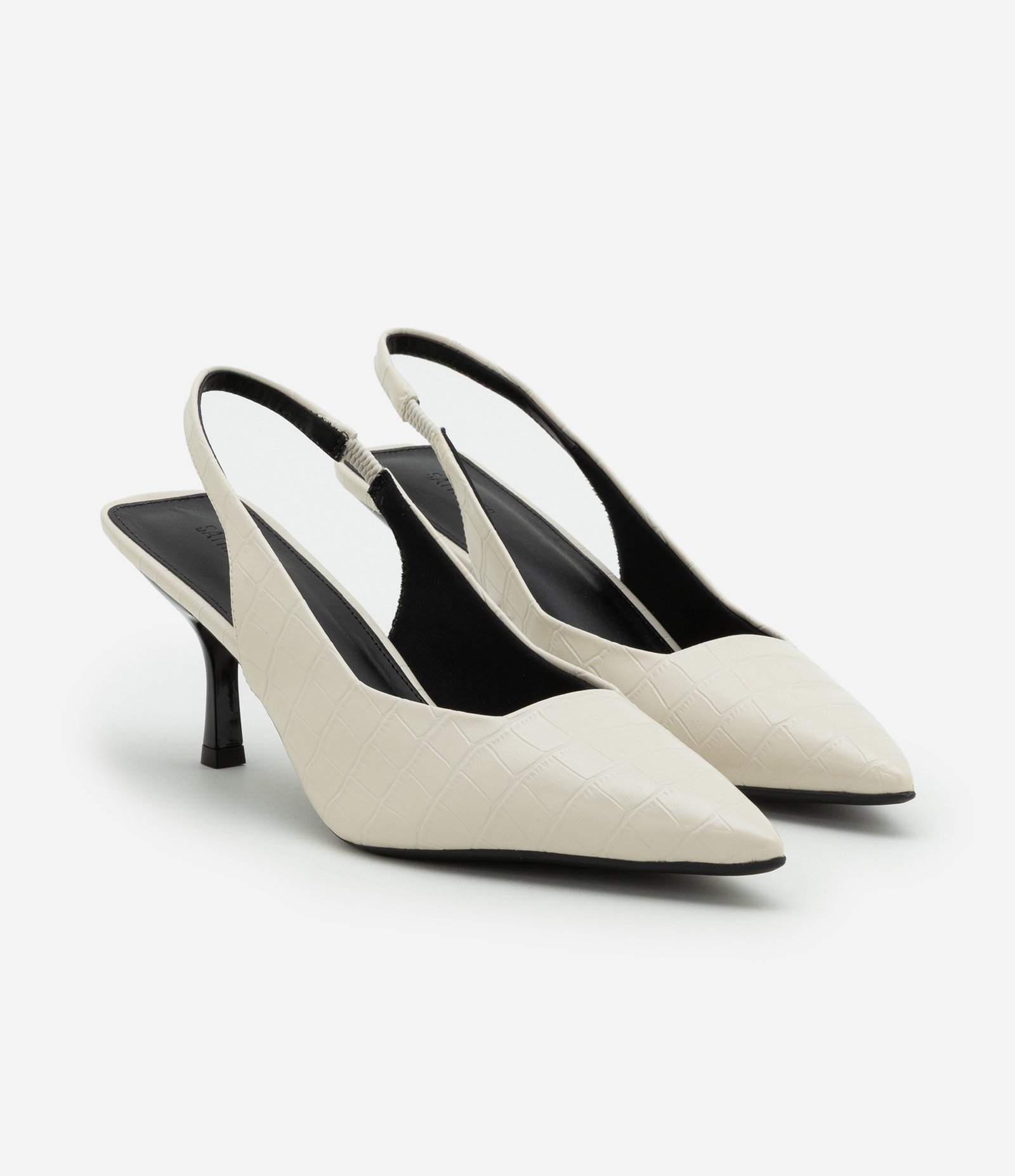 Sapato Scarpin Slingback em PU com Bico e Salto Finos Off White 2