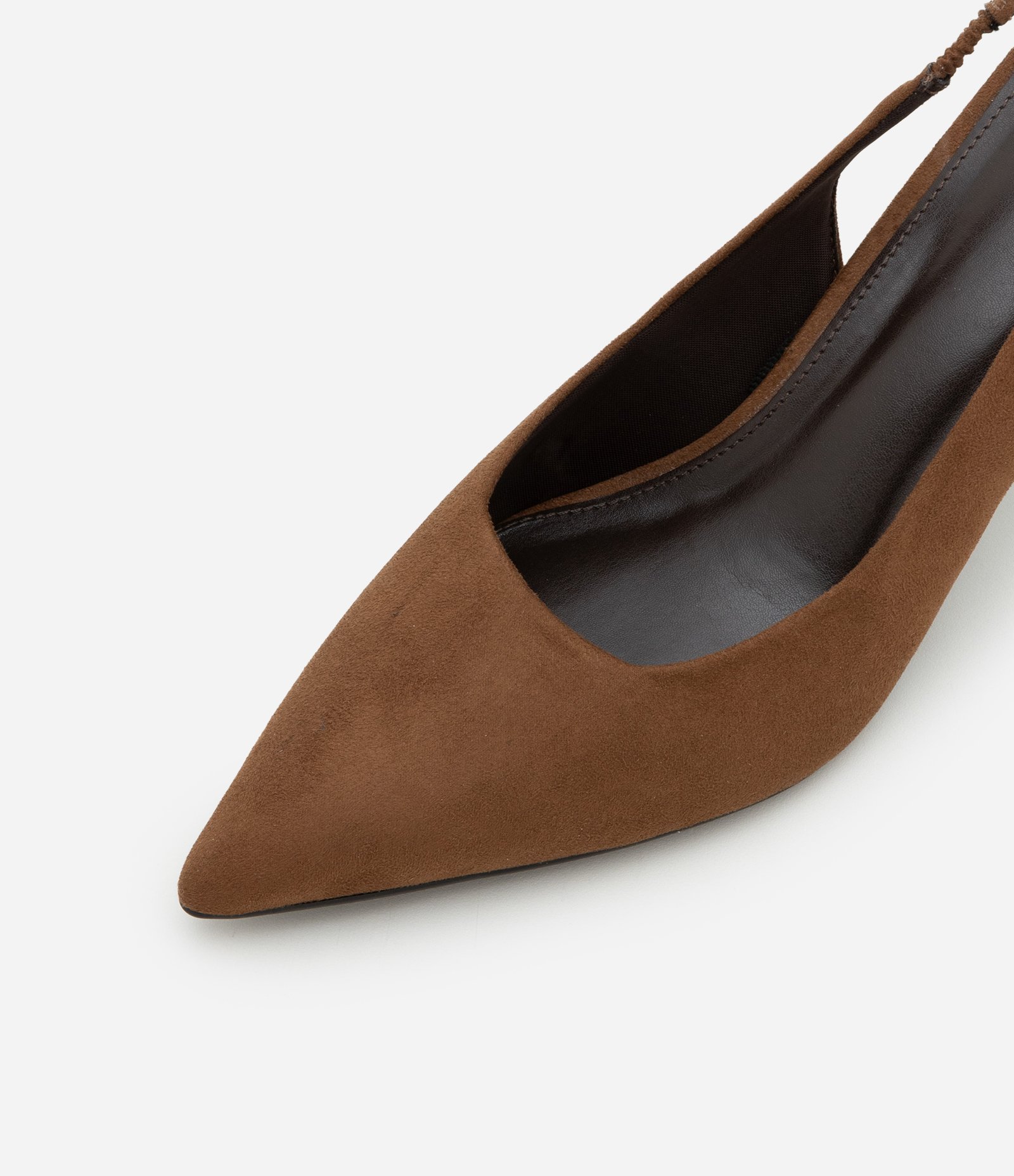 Sapato Scarpin Slingback com Bico Fino Marrom 5