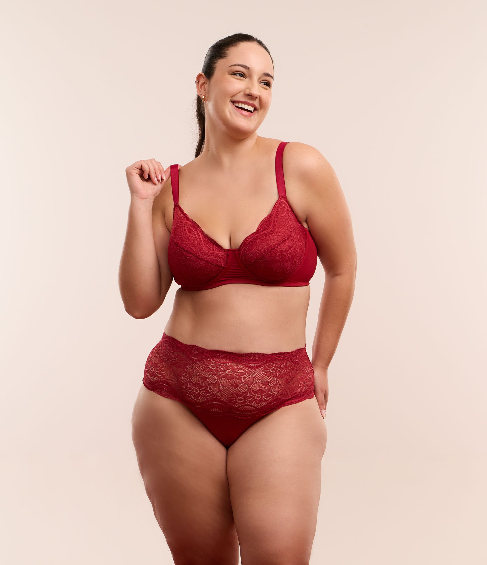 Sutiã Meia Taça em Renda com Aro Curve e Plus Size Vermelho 3