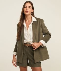 Blazer Oversized em Veludo com Botão Único
