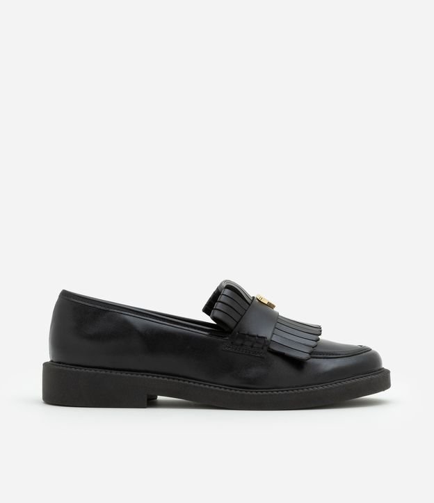 Sapato Loafer em PU com Detalhe de Franja e Metal