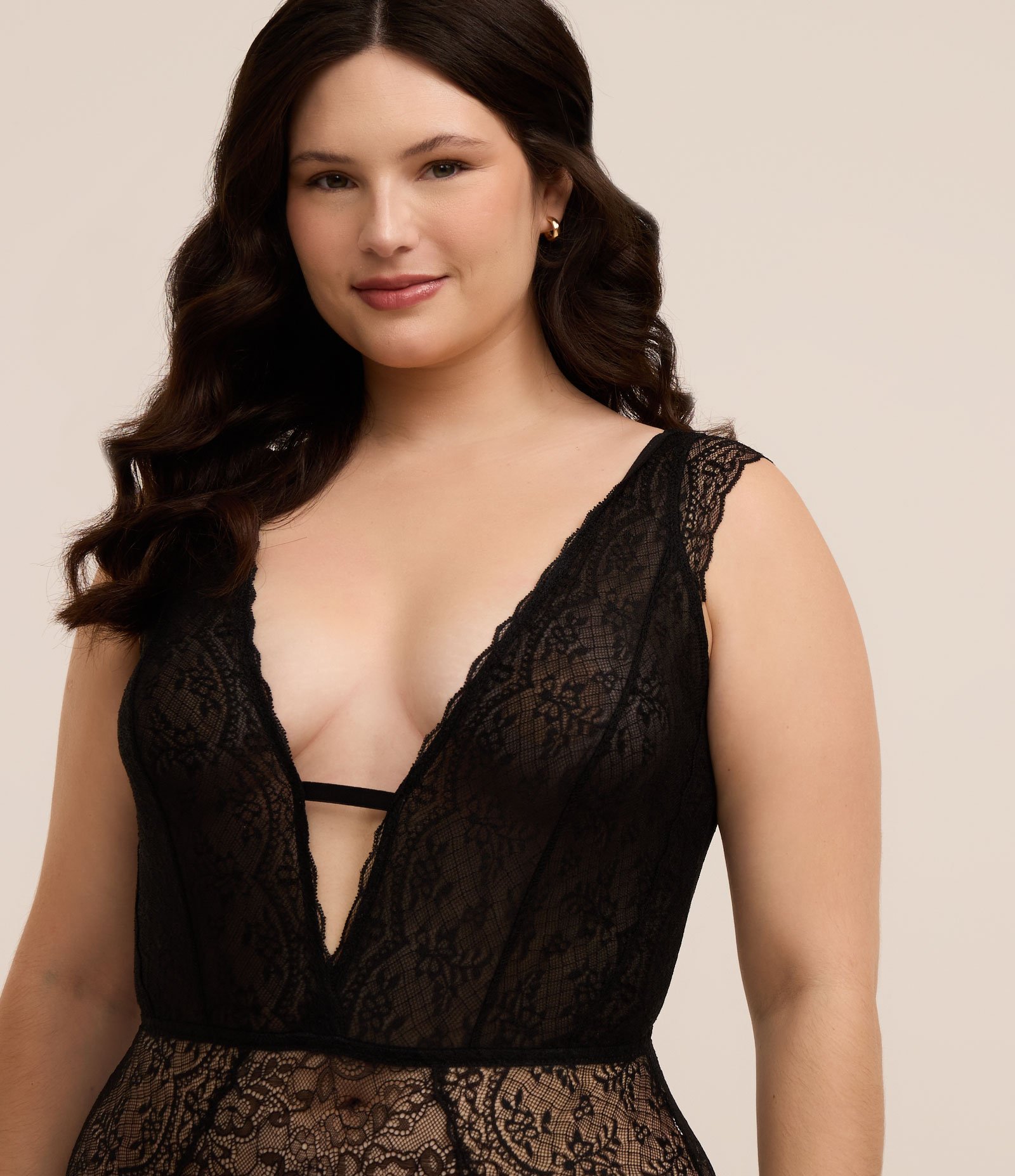 Body Lingerie em Renda e Laise Curve e Plus Size Preto 4