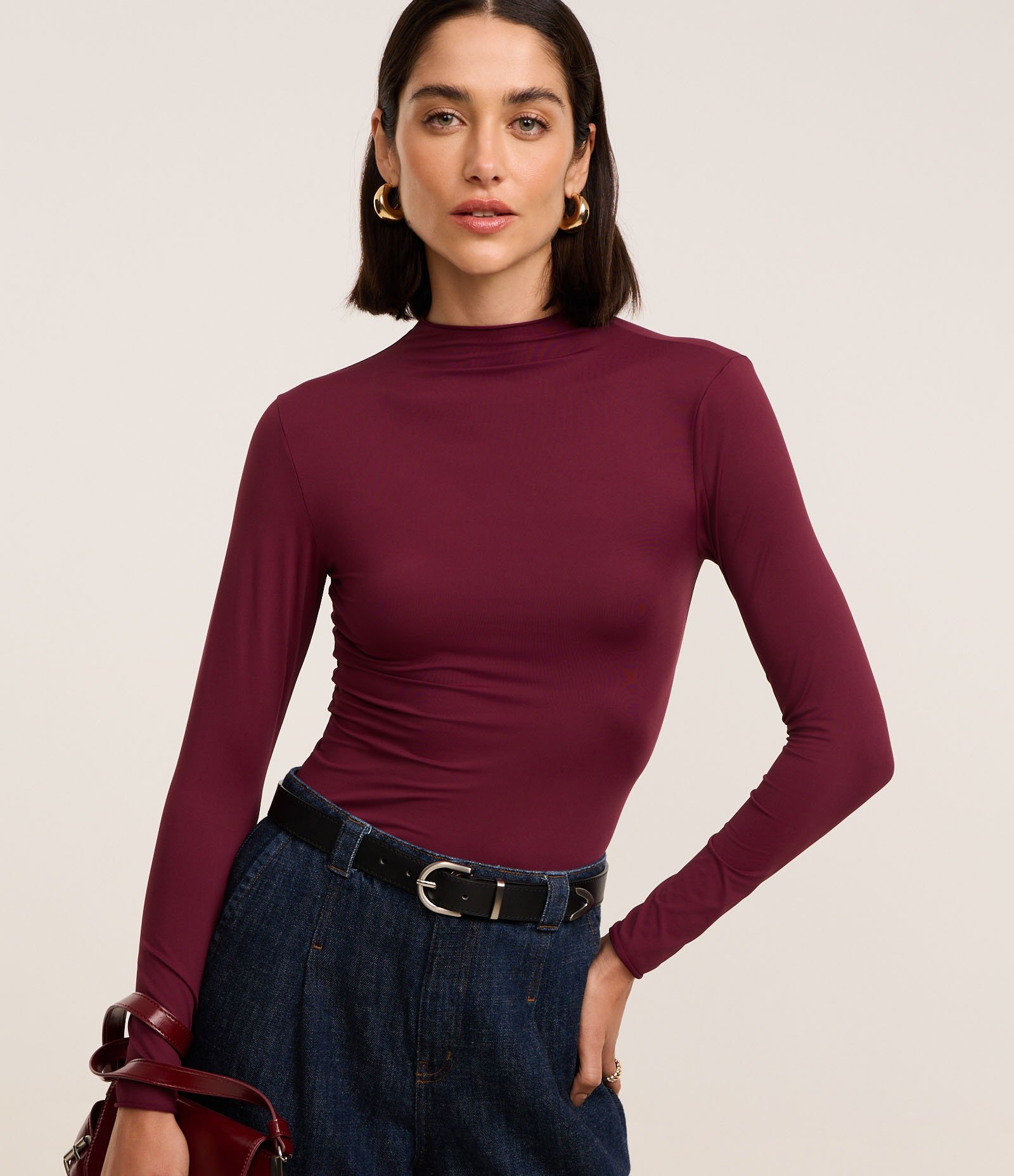 Blusa em Microfibra de Corte a Fio com Gola Alta Vermelho 1