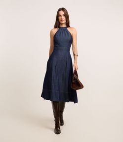 Vestido Midi em Jeans com Frente única e Costas Abertas