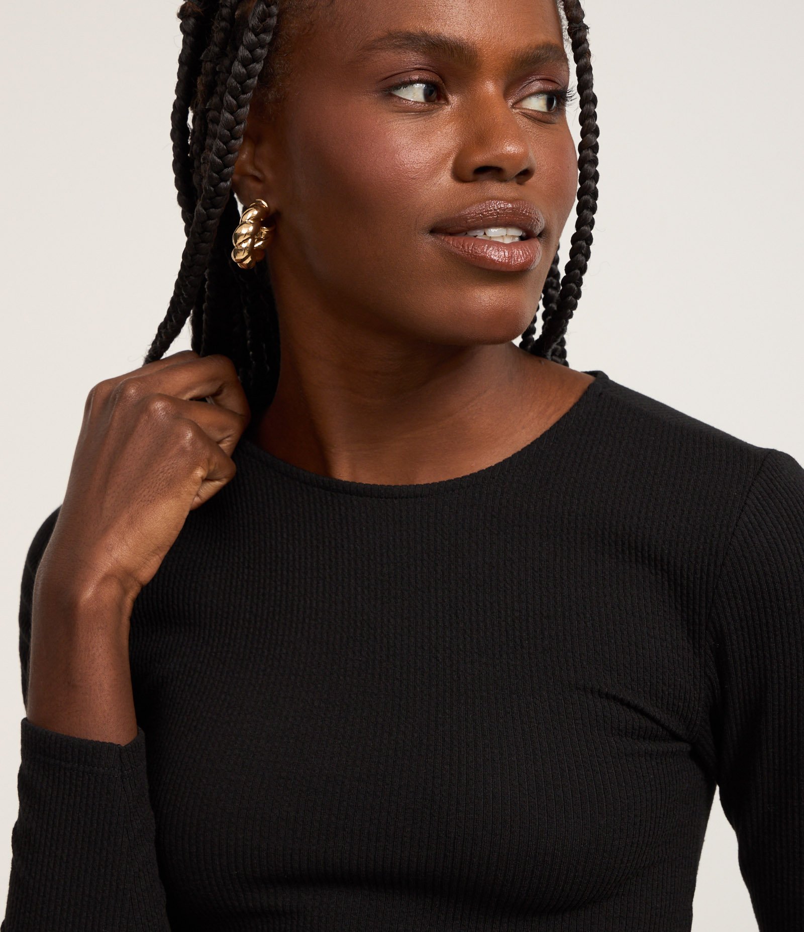 Blusa em Malha Texturizada com Gola Redonda Preto 3