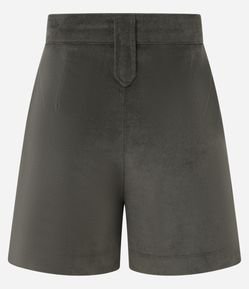 Short Reto Cintura Média em Veludo Cotelê e Pregas