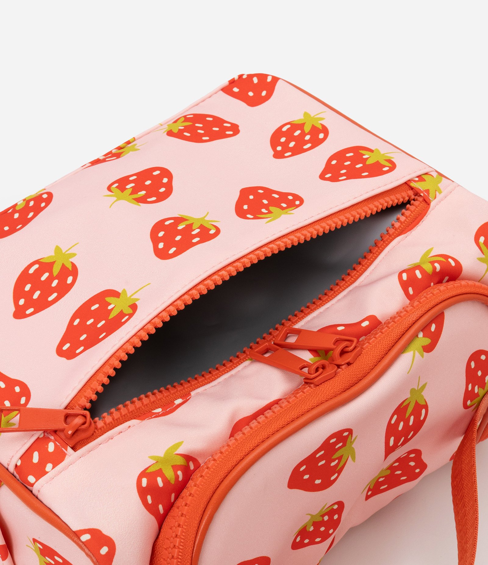 Lancheira com Estampa de Morangos e Divisórias Vermelho 6