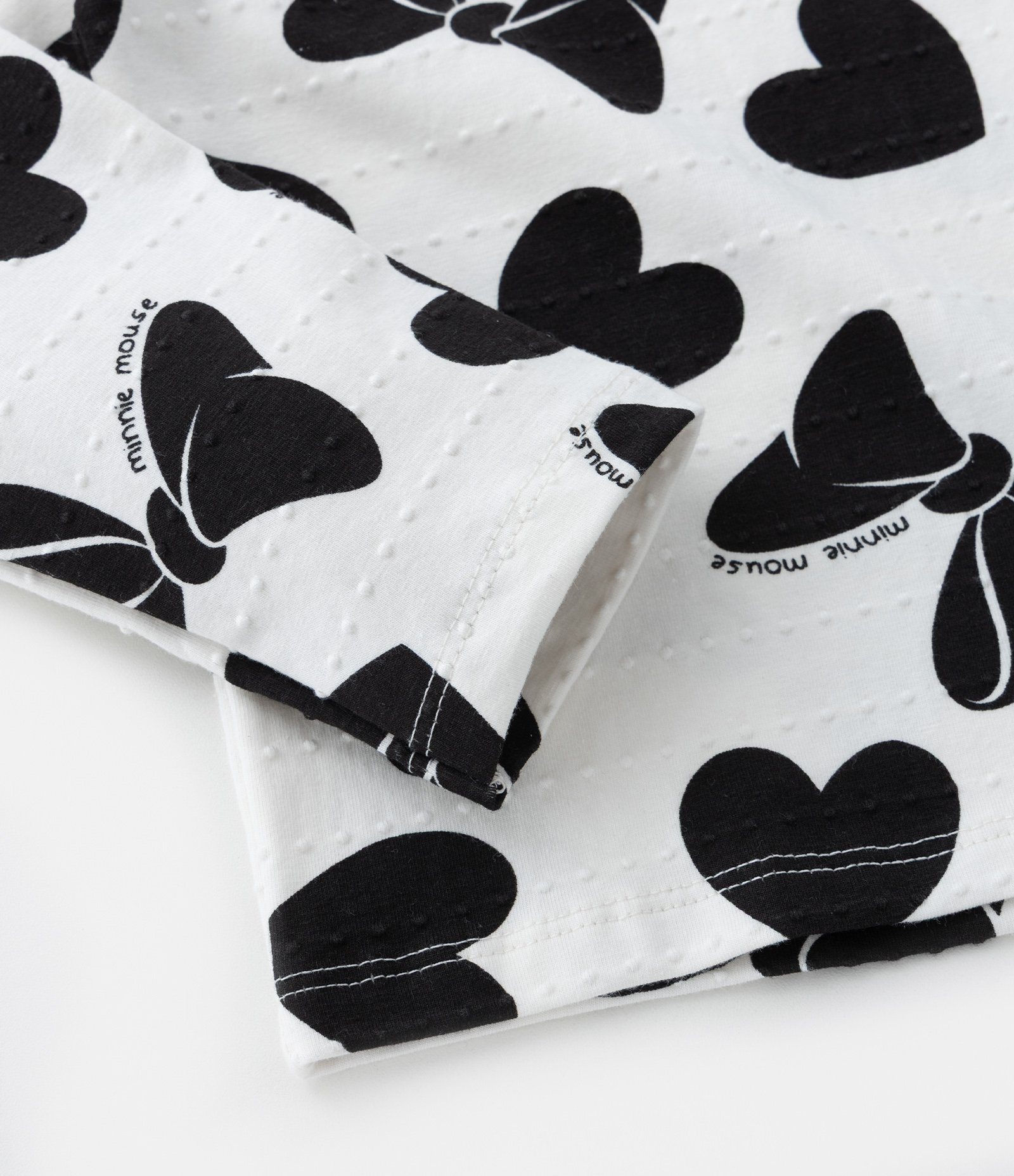 Blusa Infantil com Babadinhos e Laços Minnie - Tam 2 a 6 Anos Branco/Preto 4