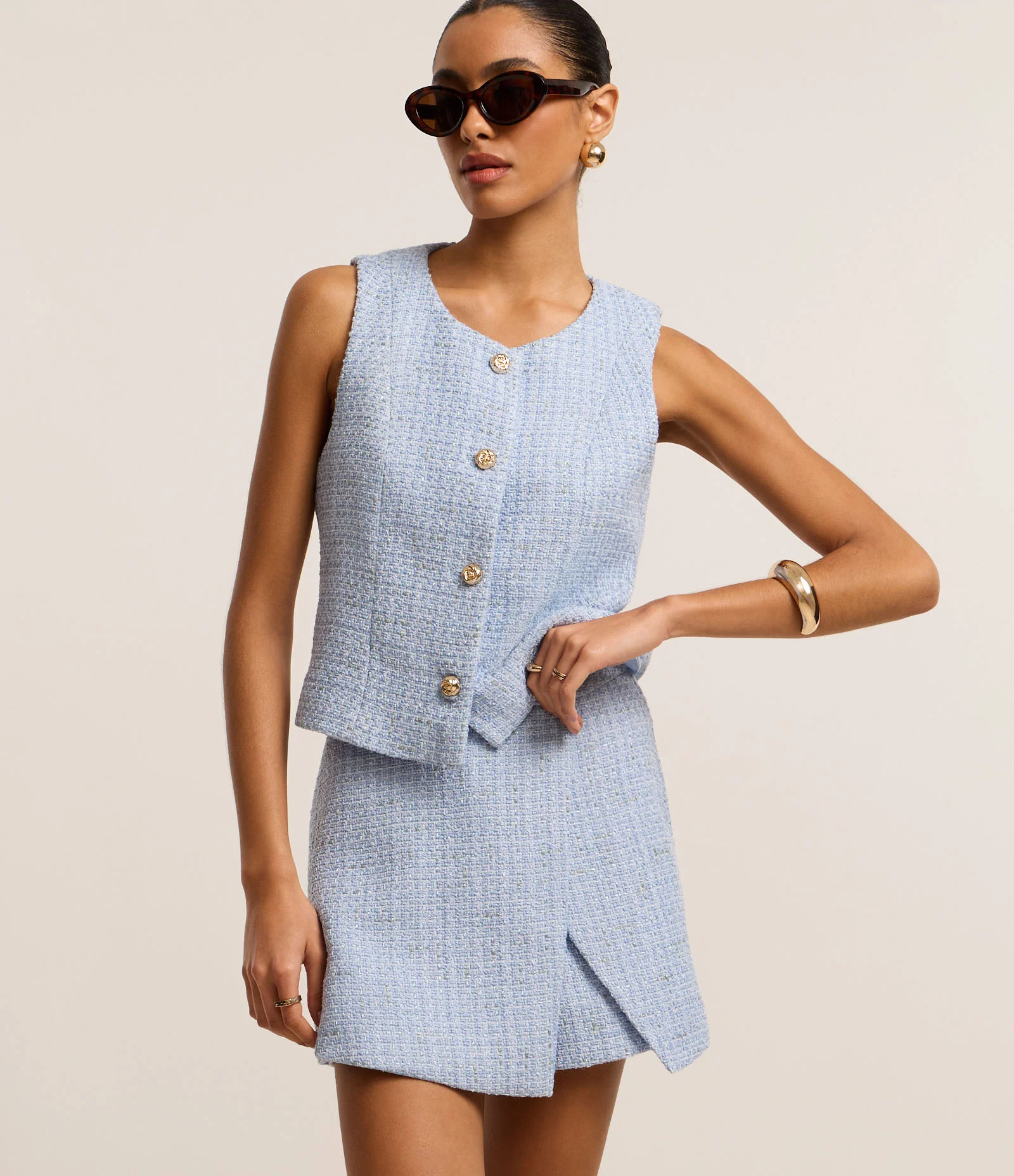 Short Saia em Tweed com Cós Alfaiatado e Fenda Azul 2