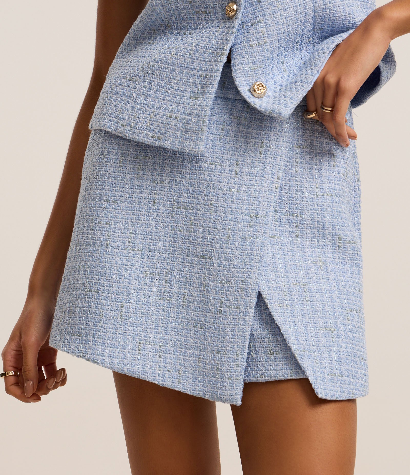 Short Saia em Tweed com Cós Alfaiatado e Fenda Azul 3