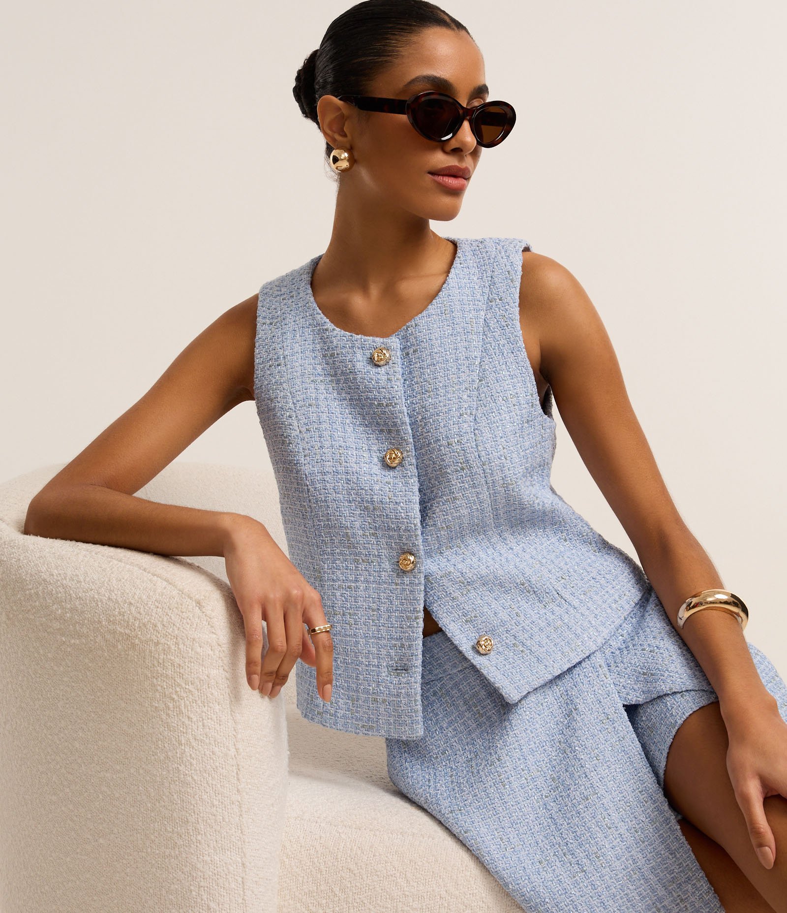 Short Saia em Tweed com Cós Alfaiatado e Fenda Azul 5