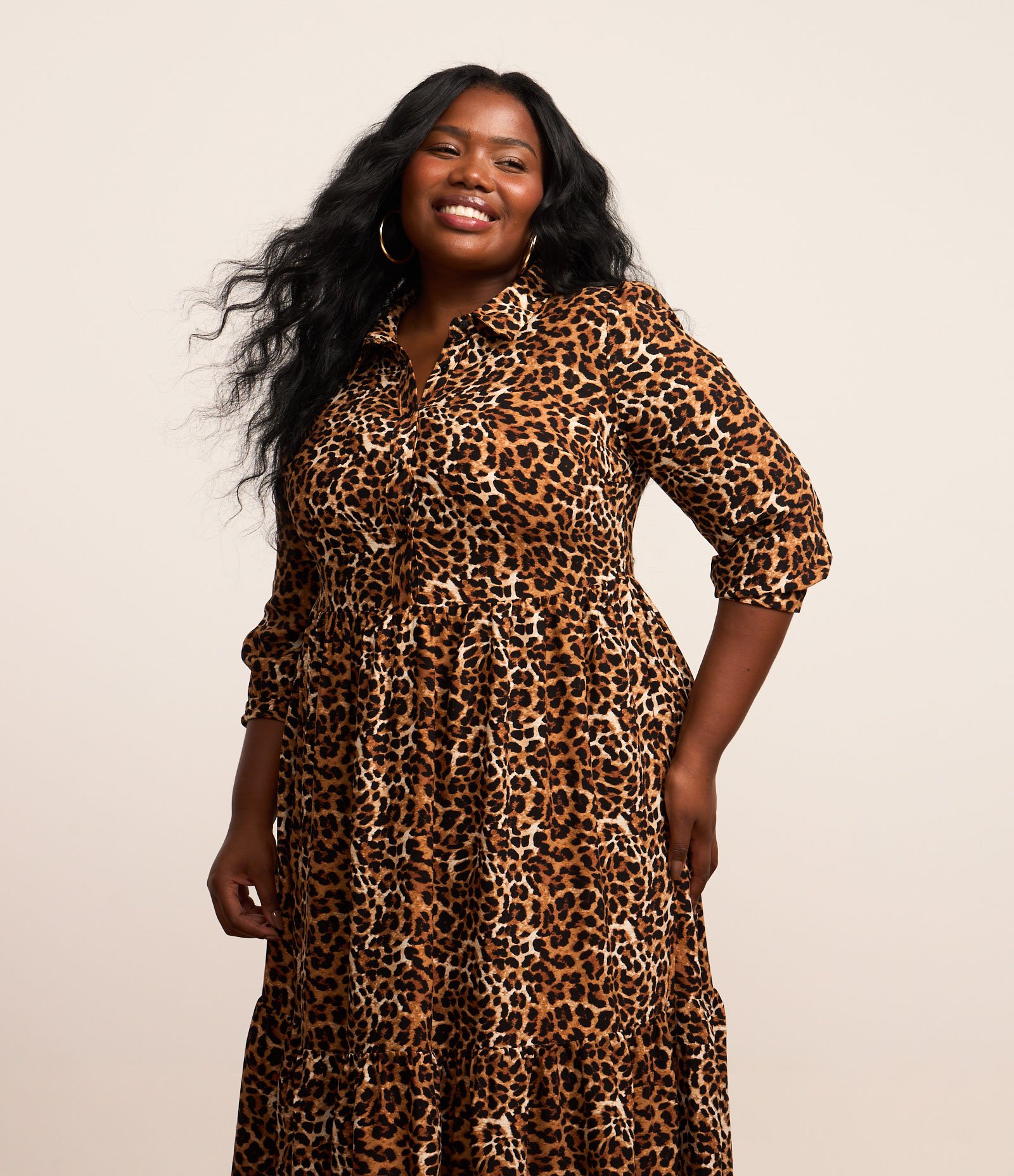 Vestido Midi em Crepe com Estampa Animal Print Curve & Plus Size Marrom 4