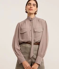 Camisa em Chiffon com Amarração na Gola e Franzidos