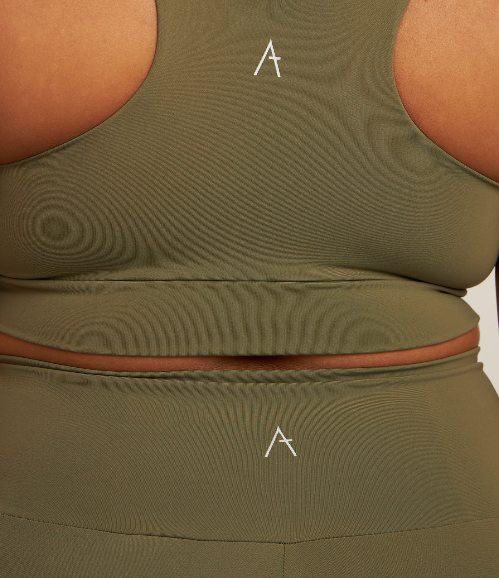 Calça Legging Tecnologia Dry Cós Sobreposto Curve & Plus Size Verde 5