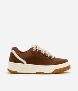 Tênis Casual com Lingueta em Sherpa e Cadarço Tricotado