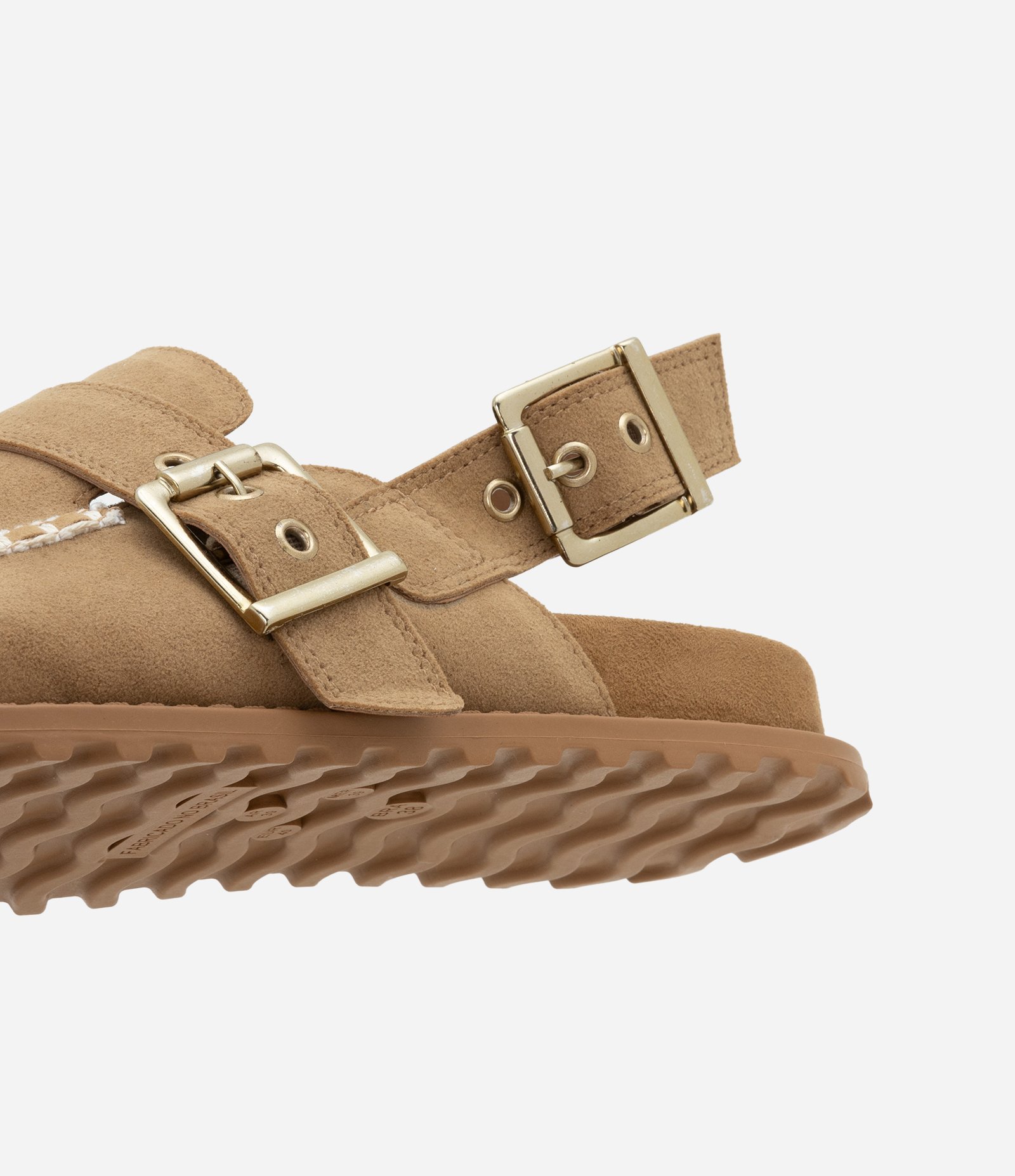 Sapato Clog com Pesponto Diferenciado e Fivelas Marrom 4