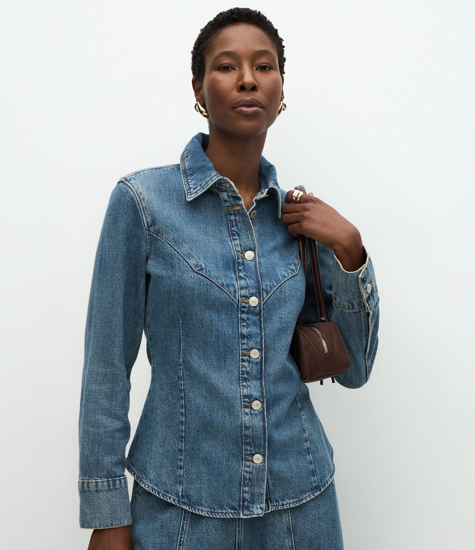 Camisa em Jeans Dirty Western com Recortes Frontais Azul