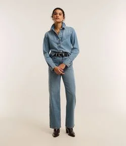 Camisa em Jeans Dirty Western com Recortes Frontais
