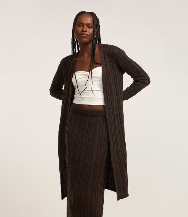 Casaco Alongado em Tricô com Textura Trançada