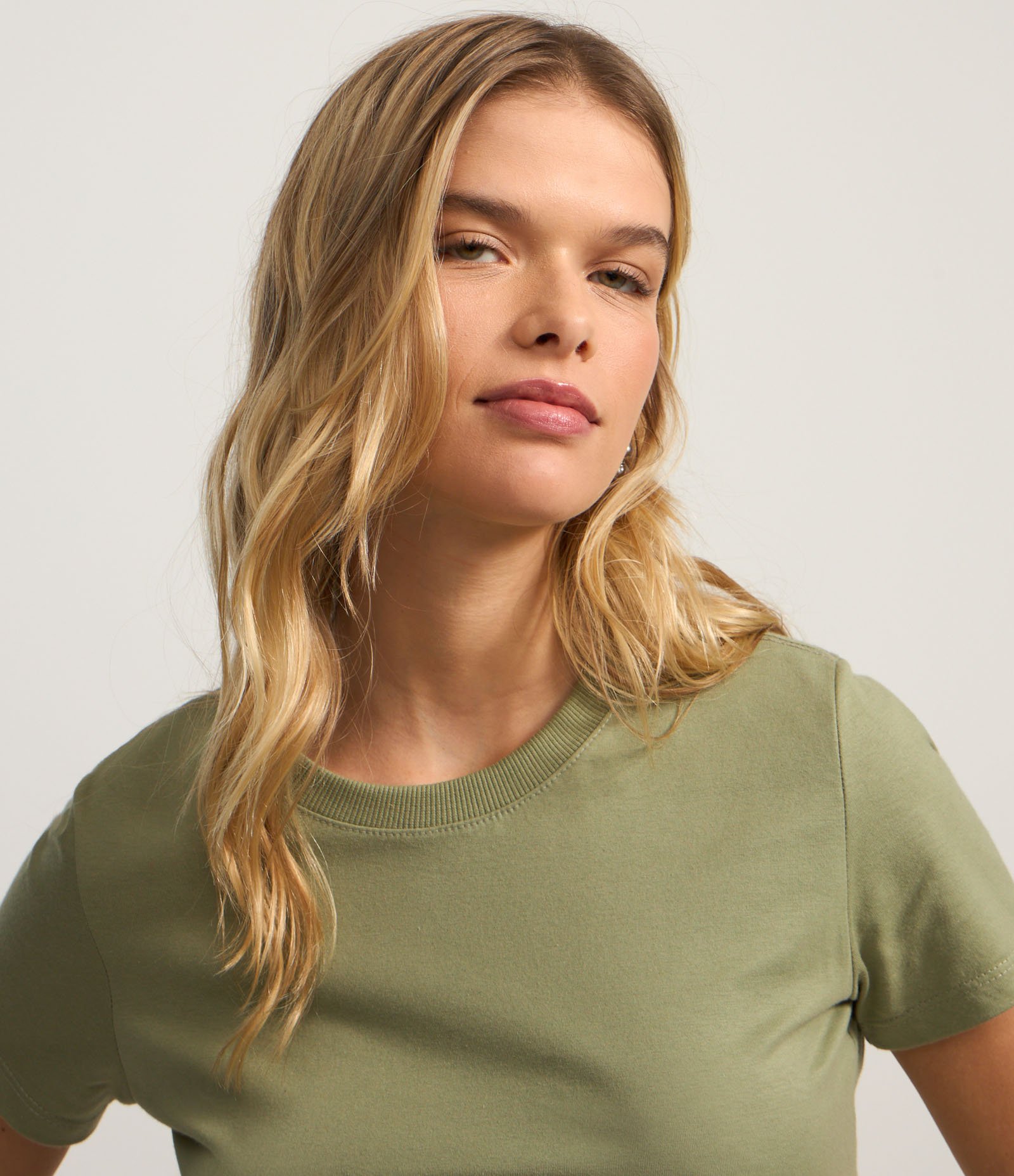 Camiseta Regular Básica em Algodão Verde 3