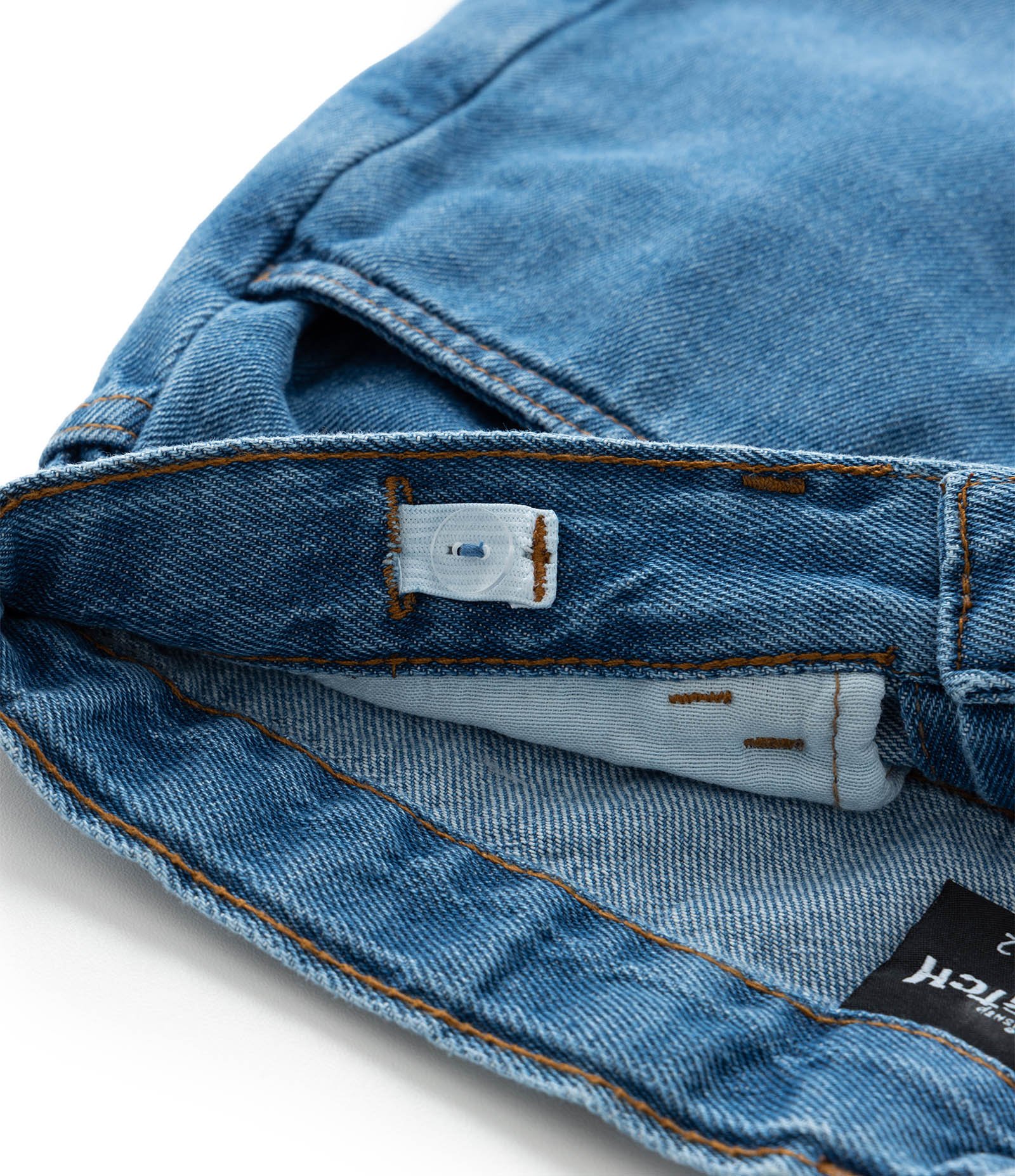 Calça Reta Infantil Jeans com Estampa Stitch - Tam 5 a 14 Anos Azul 3