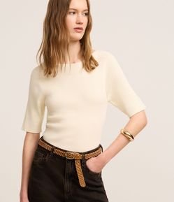 Blusa Canelada em Tricô com Decote Canoa