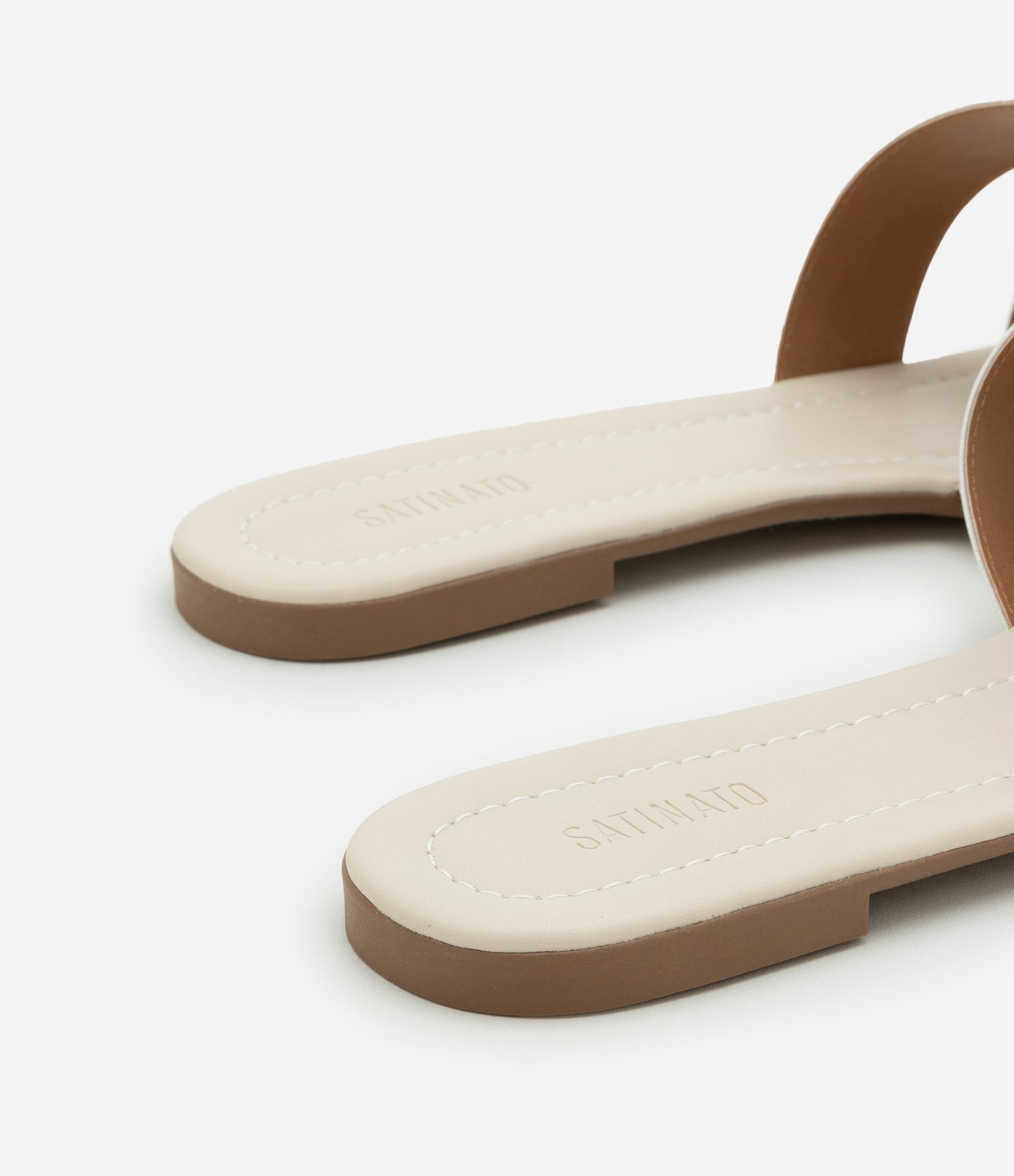 Rasteira H em PU com Detalhe de Metal Off White 3