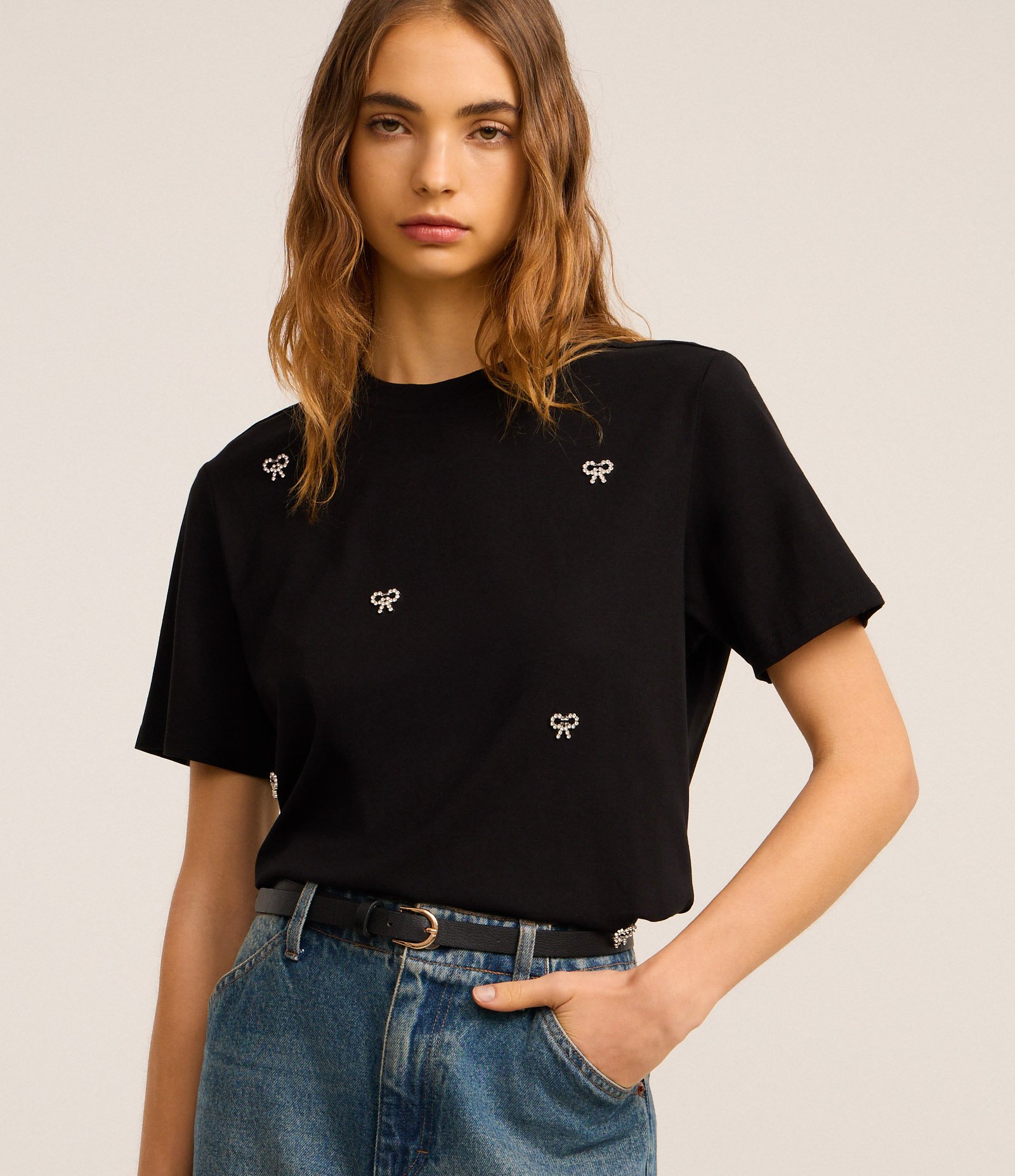 Blusa em Algodão com Bordado de Laços com Pérolas Preto 1