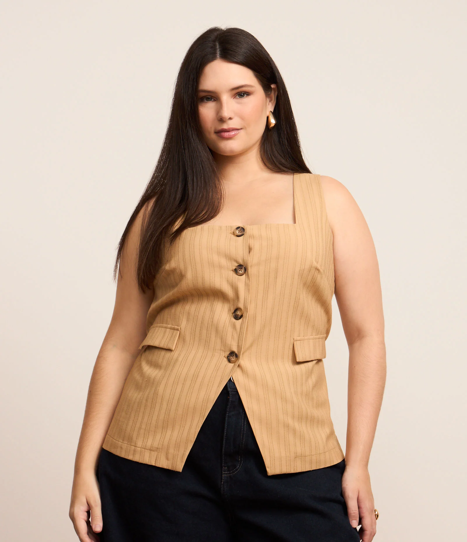 Colete Alongado em Alfaiataria Maquinetado Curve & Plus Size Marrom 1