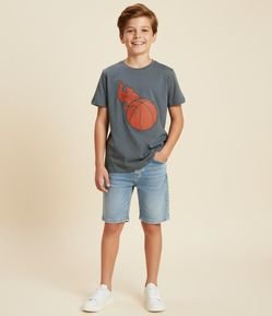 Camiseta Infantil com Estampa em Relevo Bola de Basquete - Tam 5 a 14 Anos