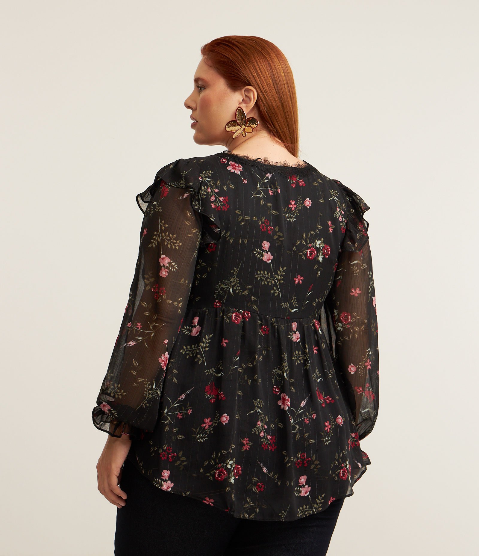 Blusa Floral em Chiffon com Babados e Brilhos Curve & Plus Size Preto 3