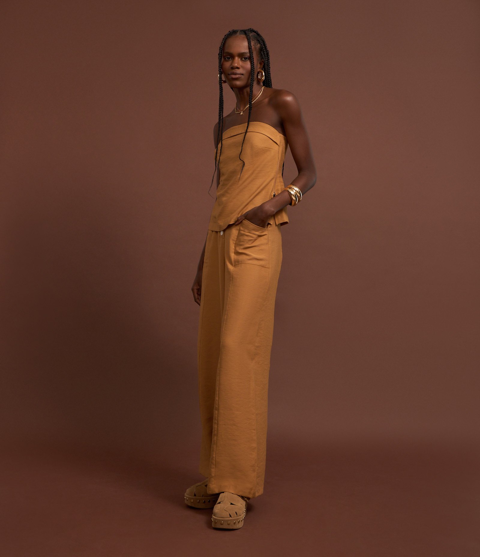 Calça Reta em Twill com Cintura Alta e Botões Caramelo 5