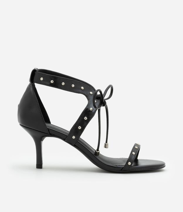 Cor: Preto | Tamanho: 35