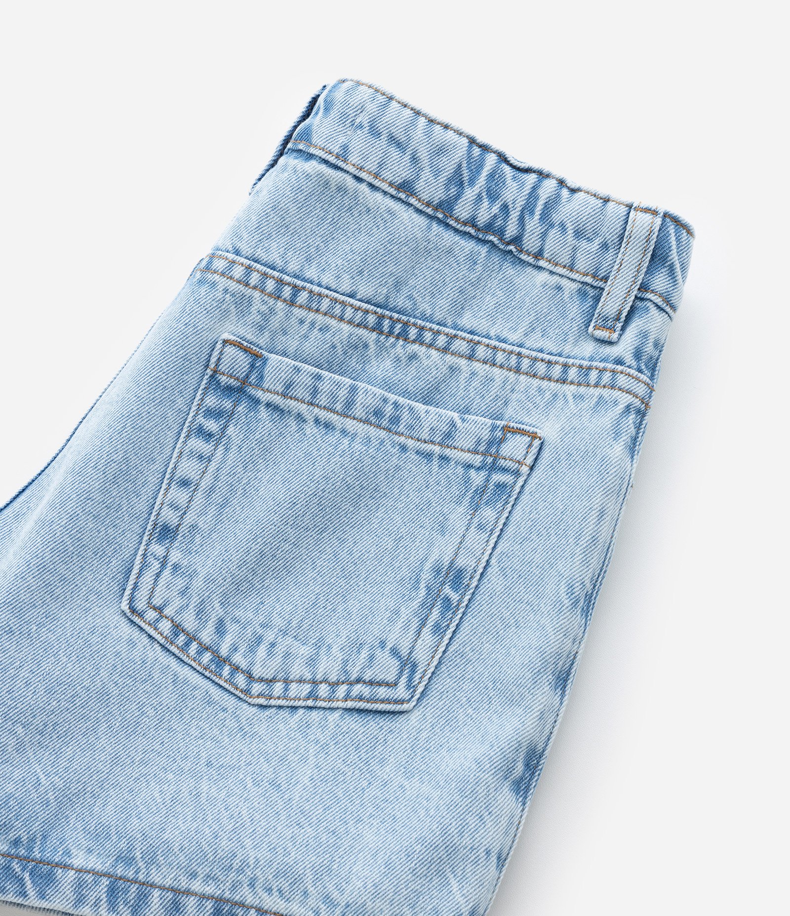 Short Infantil em Jeans com Bordado de Corações - Tam 5 a 14 Anos Azul 5