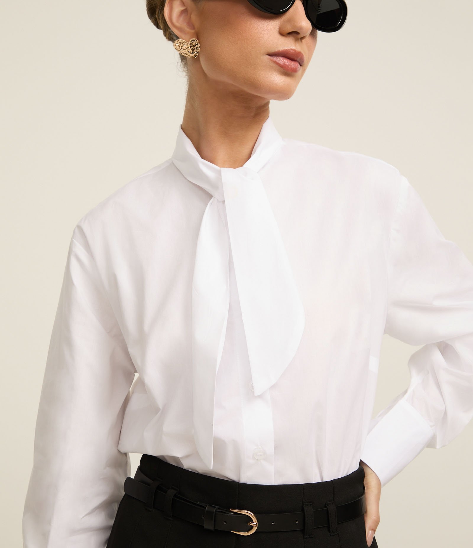 Camisa em Tricoline com com Gola Laço e Punho Largo Branco 3